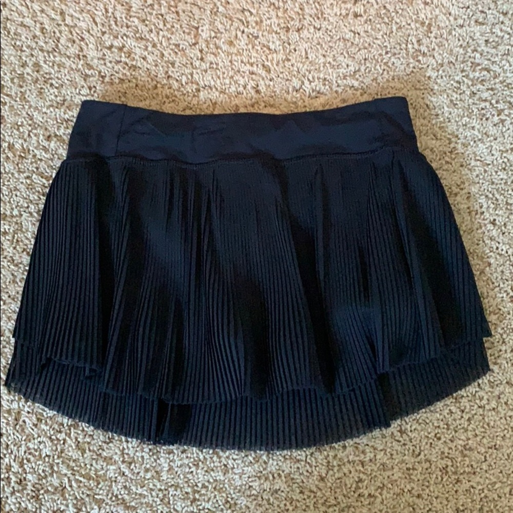 Lululemon black pleated tennis skirt